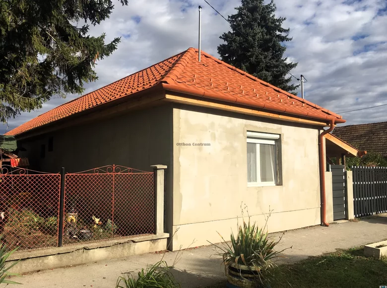 3 room house 113 m² Berhida, Hungary