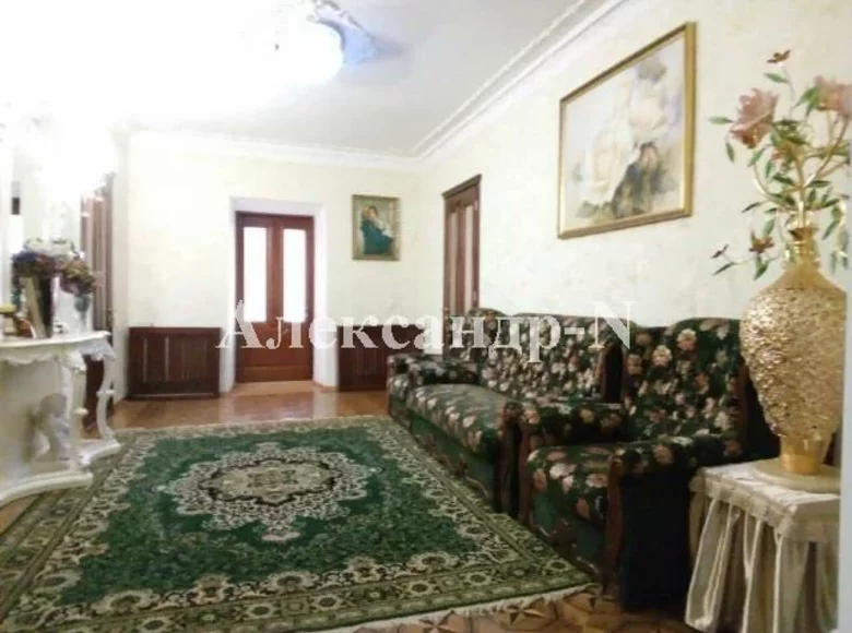 Haus 9 Zimmer 500 m² Odessa, Ukraine