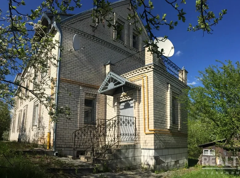 Cottage 200 m² Siomkava, Belarus