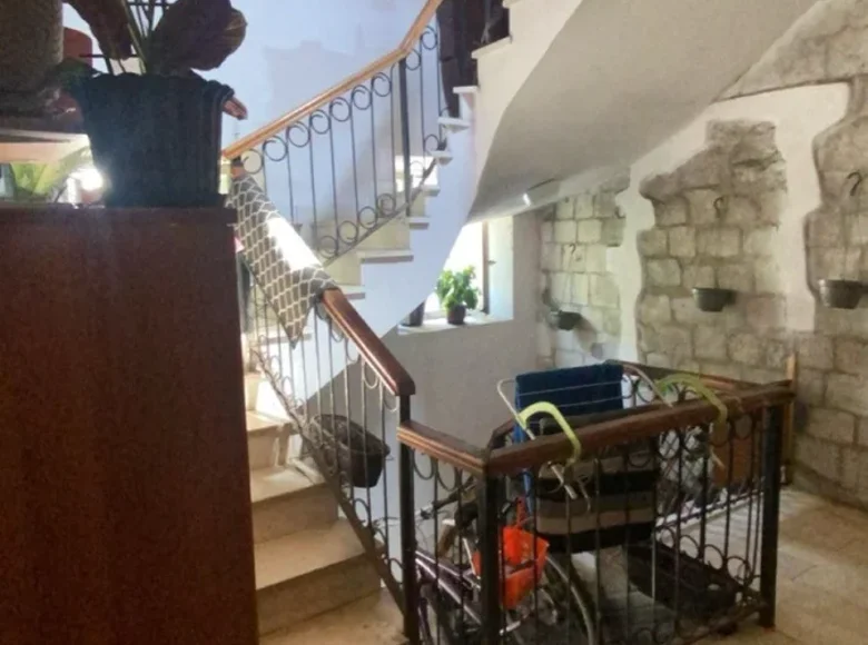 Bliźniak 2 pokoi 120 m² Budva, Czarnogóra