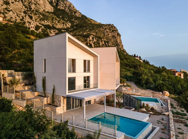 Villa de 5 habitaciones 231 m² Blizikuce, Montenegro