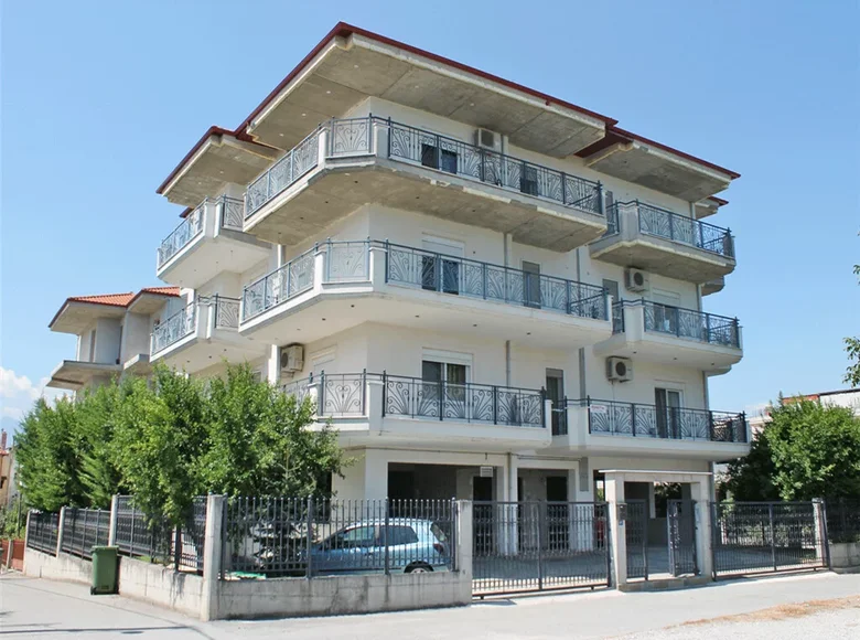 Commercial property 500 m² in Katerini, Greece