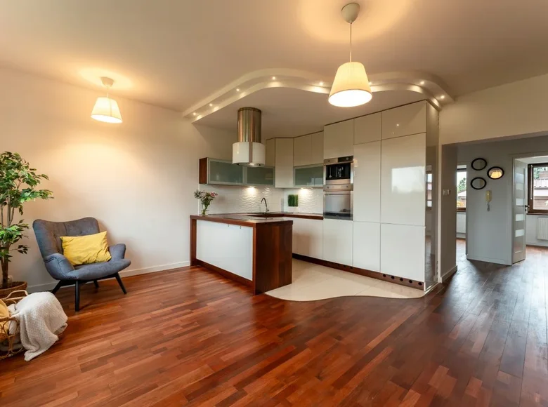 4 room apartment 71 m² Poznan, Poland