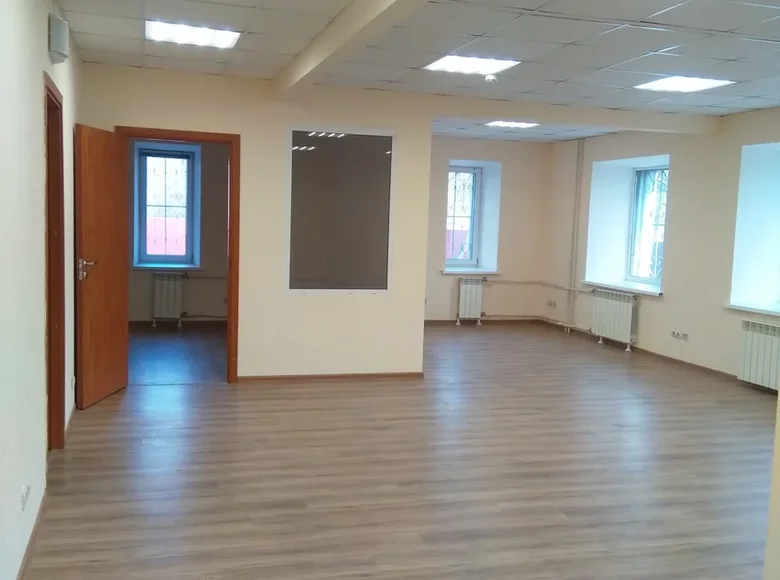 Office 1 760 m² in Moscow, Russia