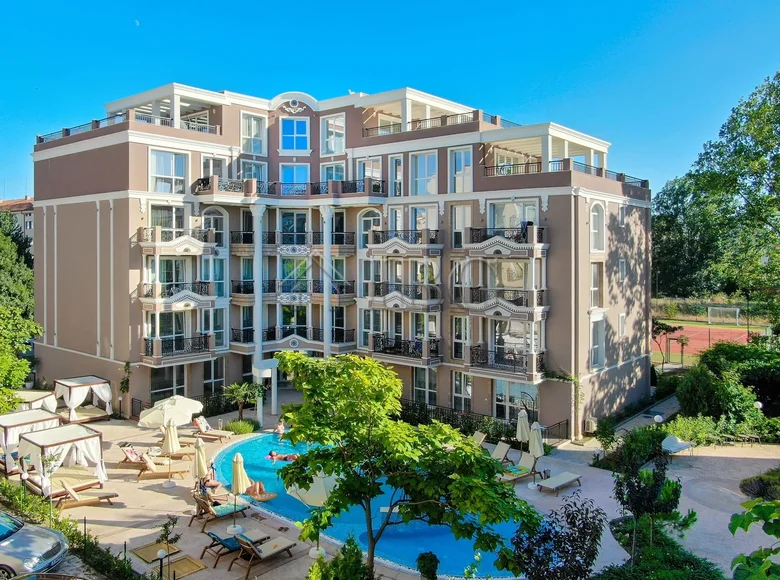 2 bedroom apartment 99 m² Nesebar, Bulgaria