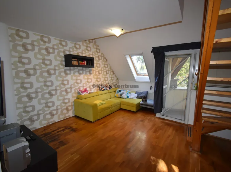 Mieszkanie 4 pokoi 93 m² Kaposvari jaras, Węgry