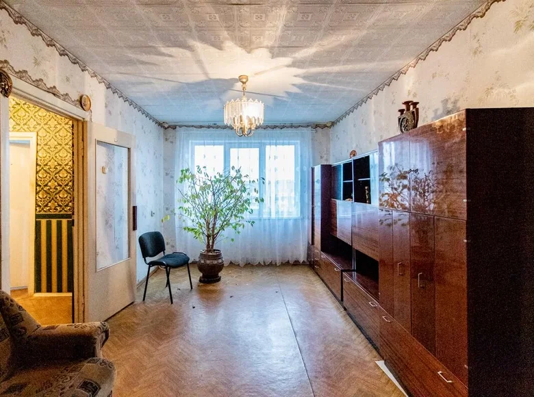 Mieszkanie 4 pokoi 77 m² Mińsk, Białoruś