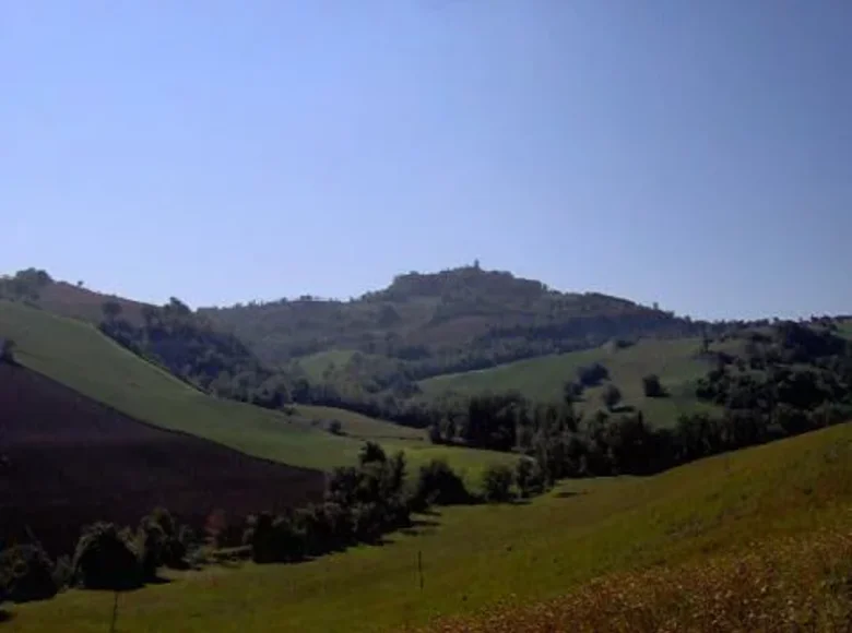 Grundstück 60 000 m² Terni, Italien