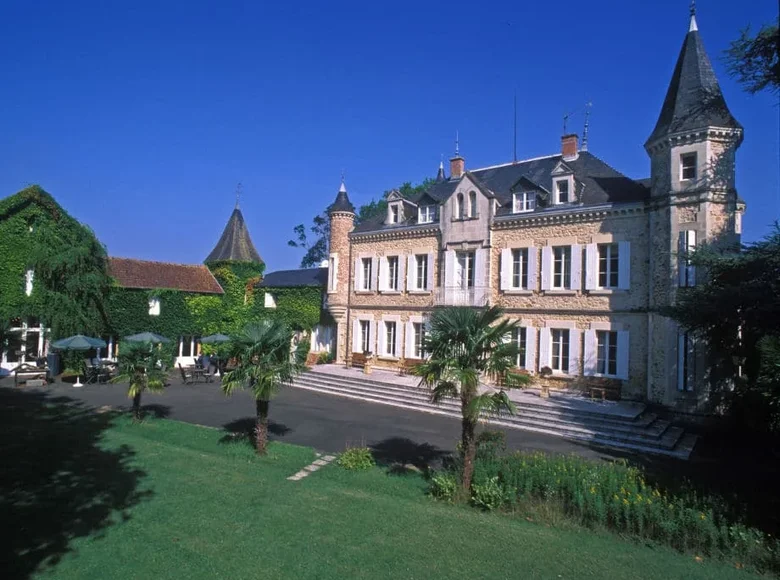 Castillo  Tours, Francia