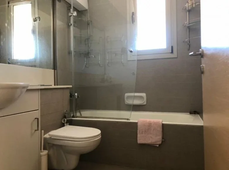 2 bedroom apartment 138 m² koinoteta agiou tychona, Cyprus