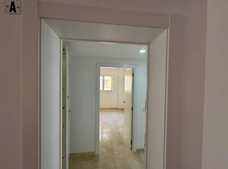 3 bedroom apartment  Torrevieja, Spain