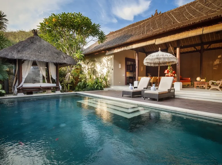 Villa 14 Schlafzimmer 1 138 m² Pererenan, Indonesien