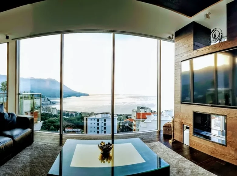 2 bedroom apartment 287 m² Becici, Montenegro