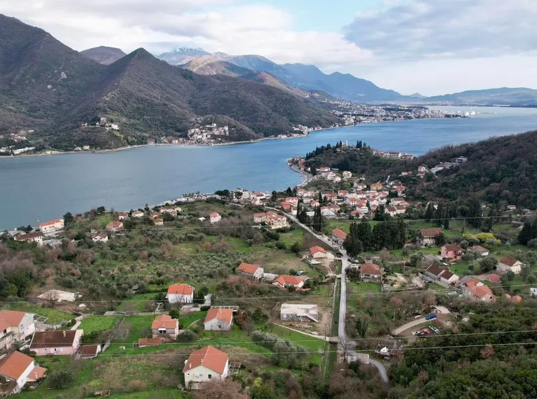 Parcelas  Herceg Novi, Montenegro