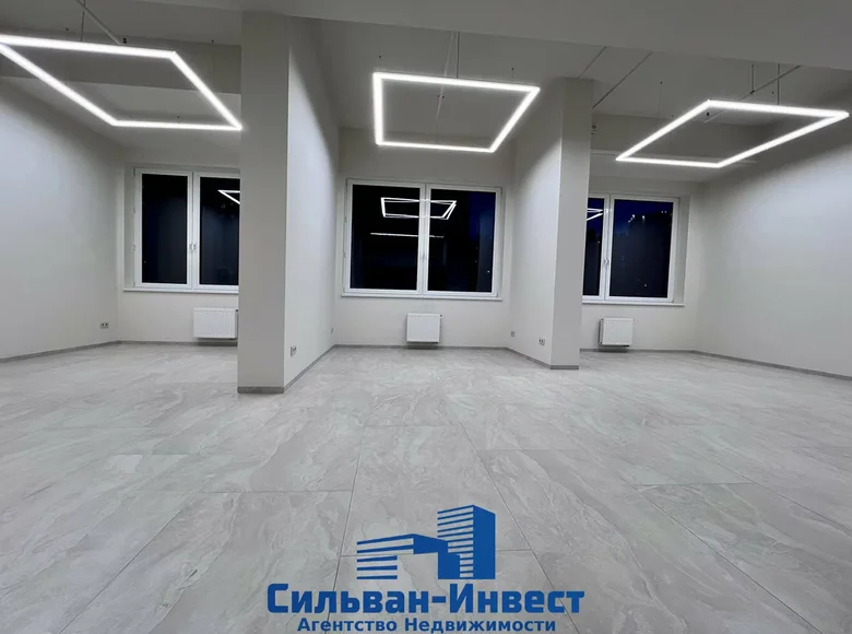 Tienda 66 m² en Minsk, Bielorrusia