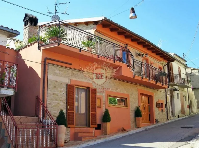 3 bedroom villa 225 m² Cermignano, Italy