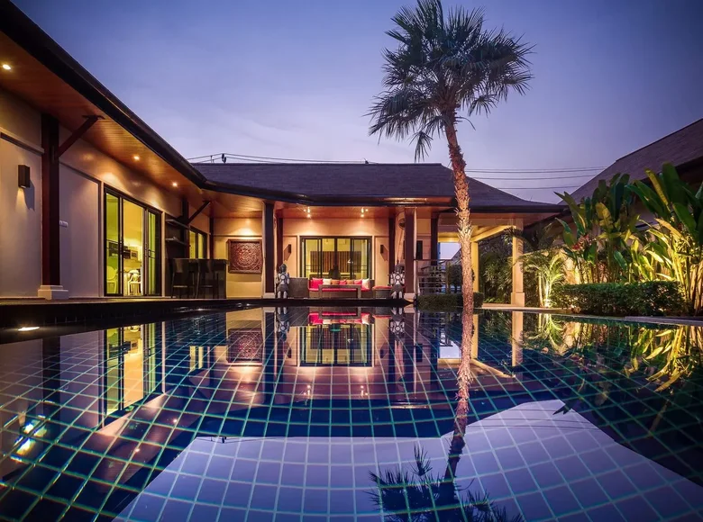 Villa de 3 habitaciones 287 m² Phuket, Tailandia