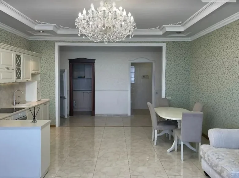 Wohnung 2 Zimmer 130 m² Odessa, Ukraine