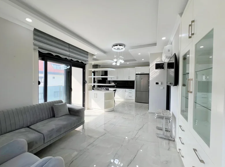 Mieszkanie 3 pokoi  Alanya, Turcja