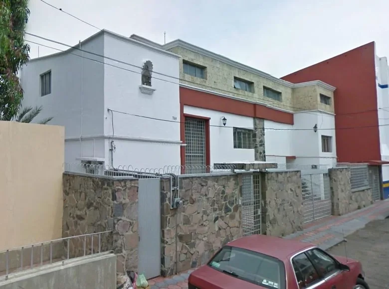 Casa 20 habitaciones 1 095 m² Guadalajara, México