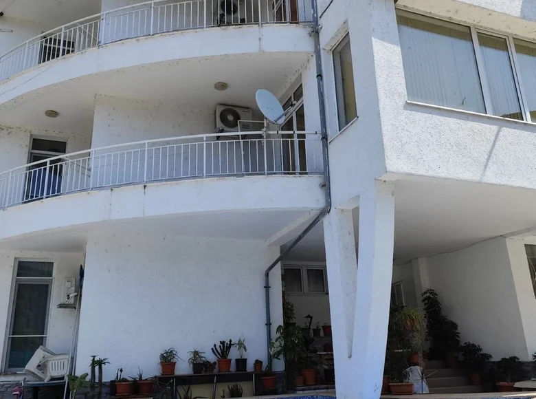 2 bedroom apartment 101 m² Aheloy, Bulgaria