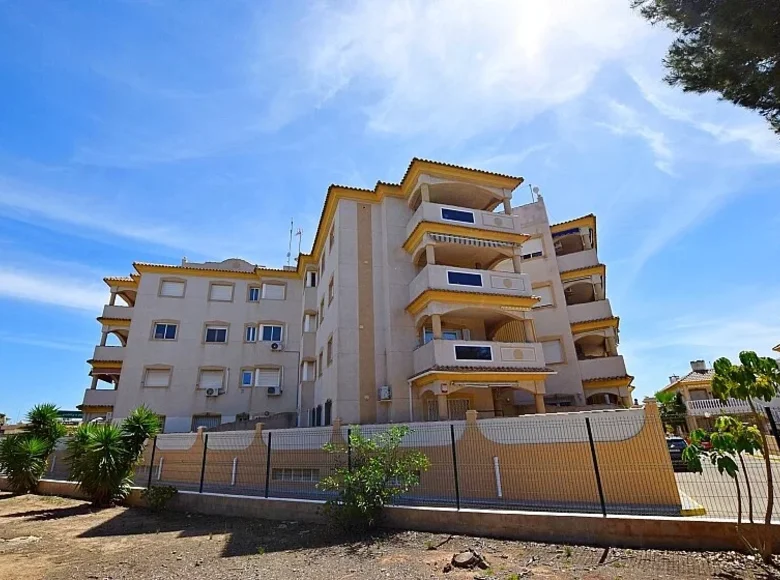 Mieszkanie 2 pokoi 87 m² Dehesa de Campoamor, Hiszpania