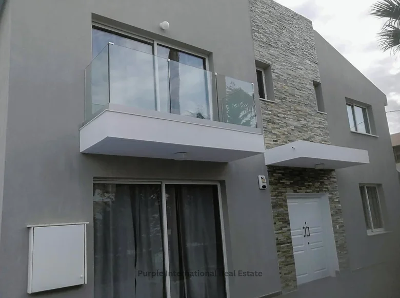 villa de 5 dormitorios 200 m² Germasogeia, Chipre