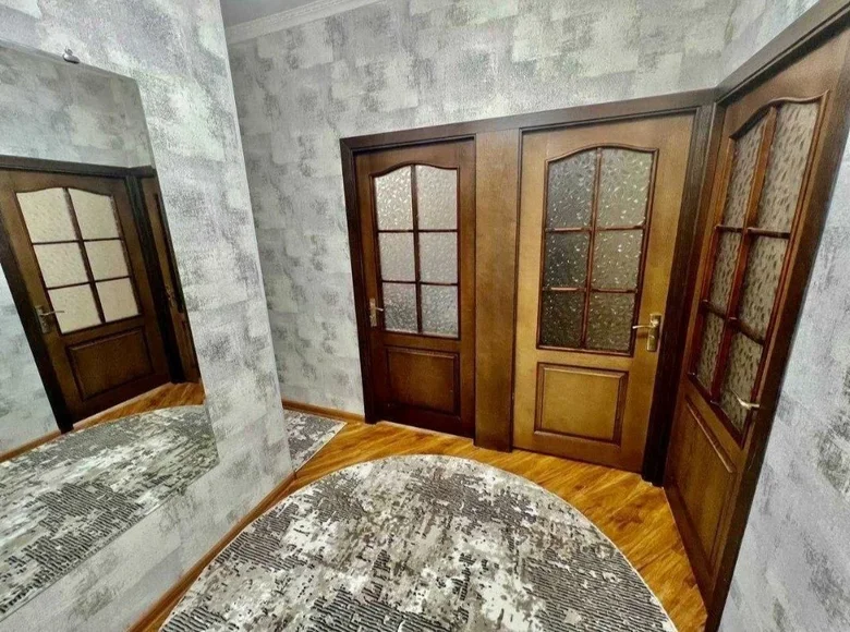 Kvartira 3 xonalar 70 m² Beshkurganda