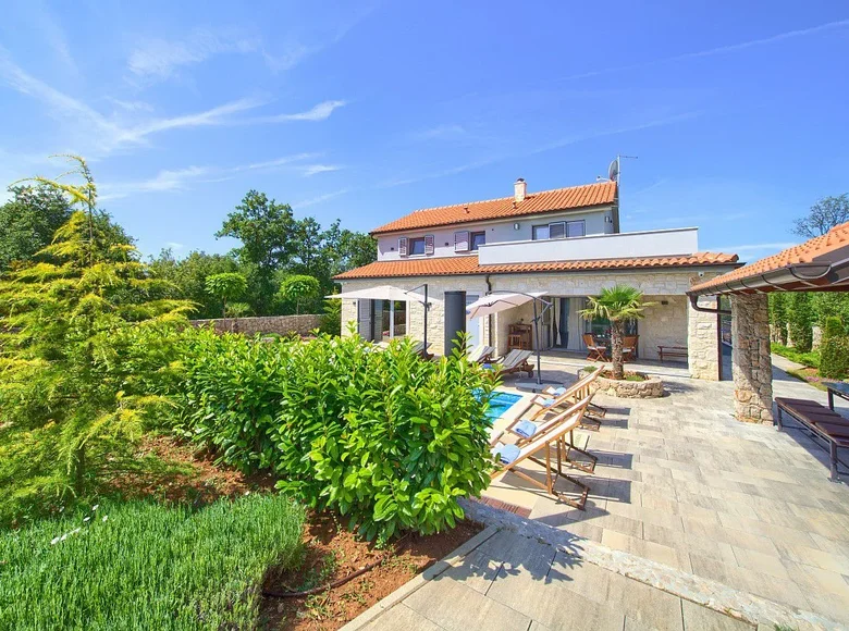 4 bedroom Villa 185 m² Omisalj, Croatia