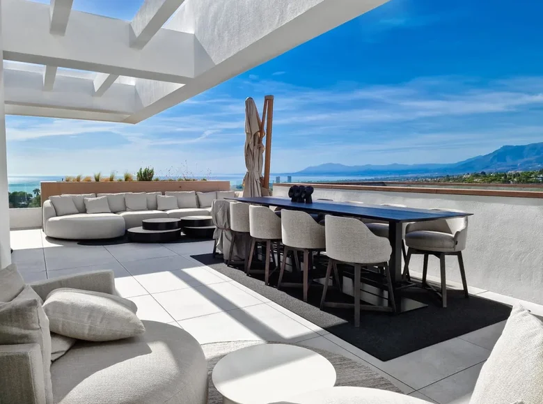 4 bedroom apartment 200 m² Artola, Spain