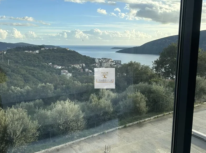 5 bedroom apartment 200 m² Topla, Montenegro