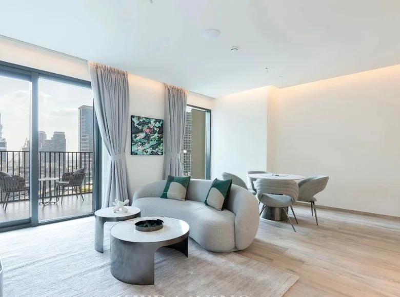 Mieszkanie 2 pokoi 83 m² Dubaj, Emiraty Arabskie