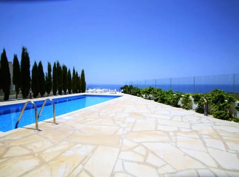 Casa 4 habitaciones 183 m² Agios Georgios Peyeias, Chipre