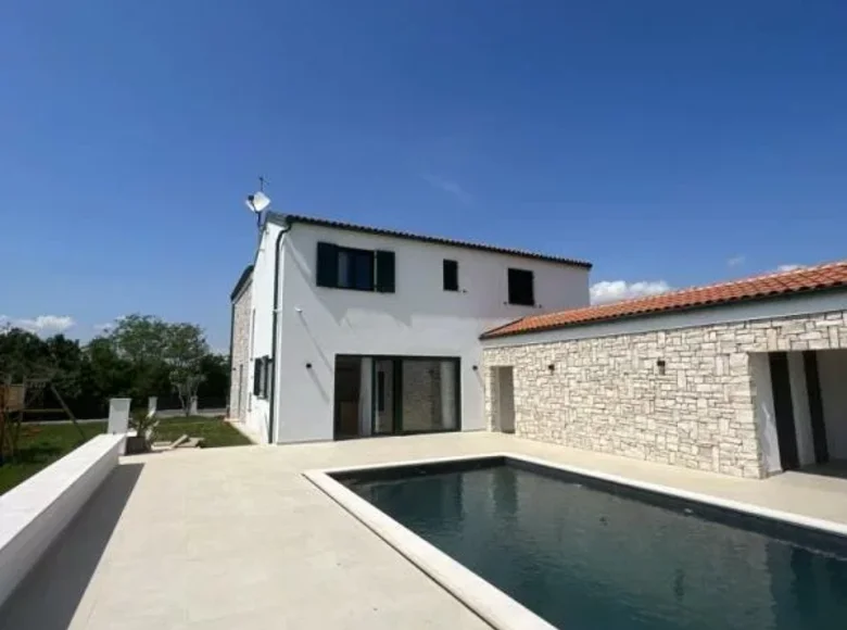 3 bedroom villa 286 m² Grad Pula, Croatia