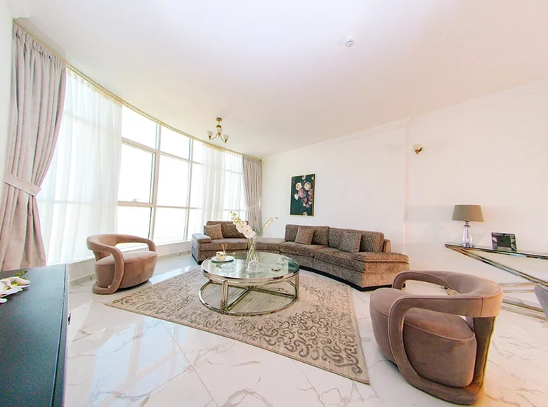 Apartamento 3 habitaciones 138 m² Ajmán, Emiratos Árabes Unidos