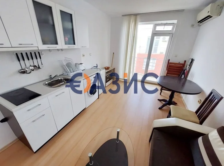 3 bedroom apartment 74 m² Nesebar, Bulgaria
