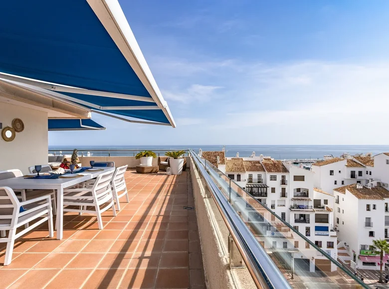 Penthouse 3 Schlafzimmer 296 m² Marbella, Spanien