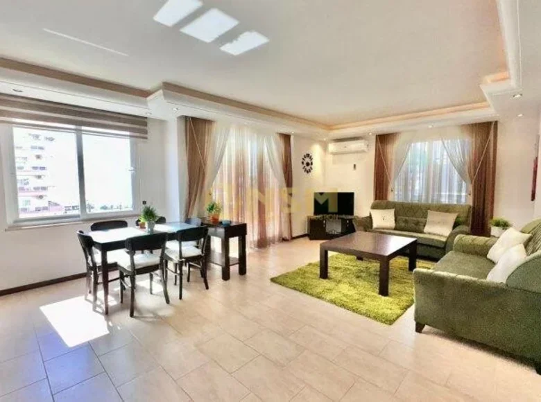Mieszkanie 3 pokoi 125 m² Mahmutlar, Turcja
