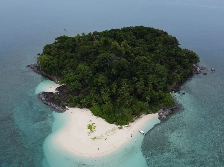 Grundstück 34 500 m² Kepulauan Anambas, Indonesien