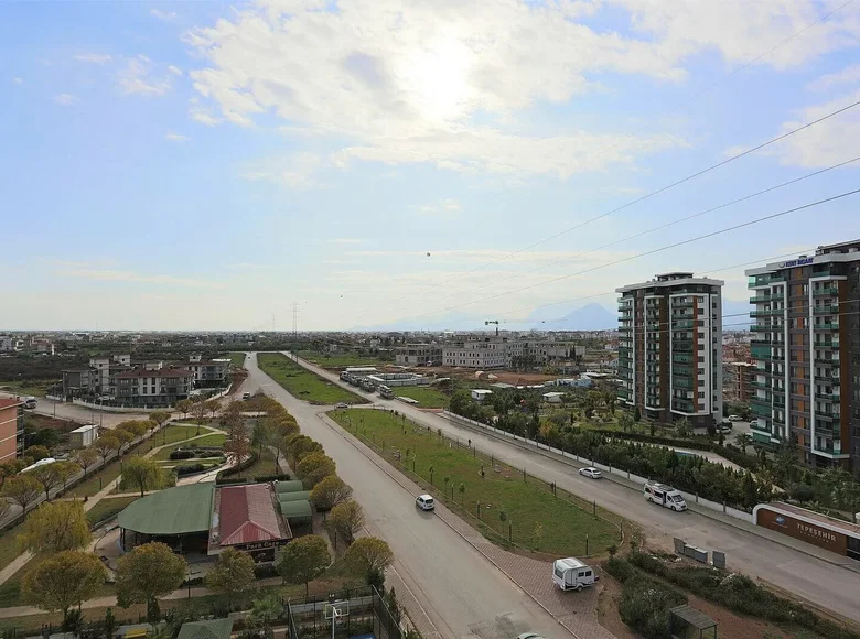 2 bedroom apartment 115 m² Dosemealti, Turkey