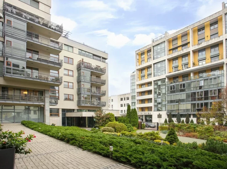 Apartamento 3 habitaciones 80 m² Varsovia, Polonia
