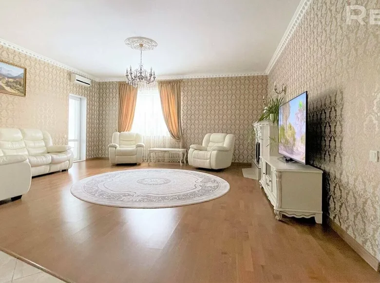 Cottage 316 m² Borovlyany, Belarus