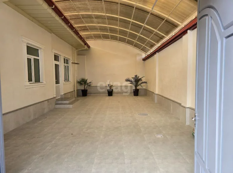 Kottej 5 xonalar 300 m² Samarqandda