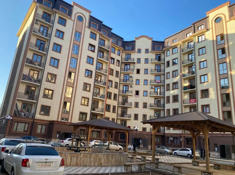 Kvartira 3 xonalar 78 m² Toshkentda