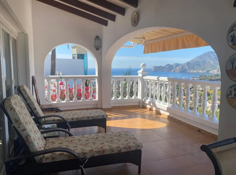 4 bedroom Villa 437 m² Altea, Spain