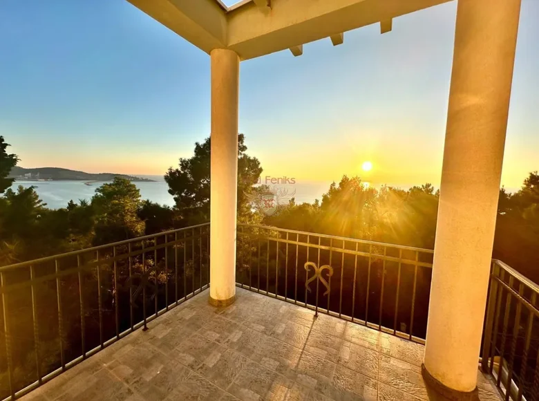 4 bedroom house 336 m² Bar, Montenegro
