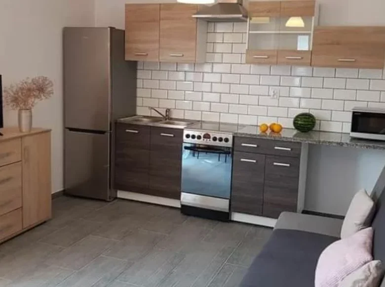 Mieszkanie 2 pokoi 24 m² w Gdynia, Polska