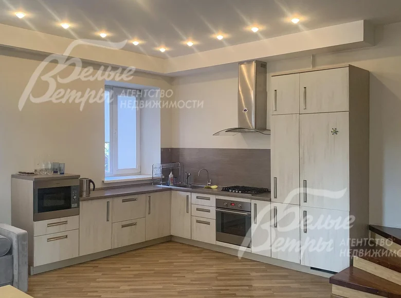 Haus 6 zimmer 250 m² in Kamenka, Russland