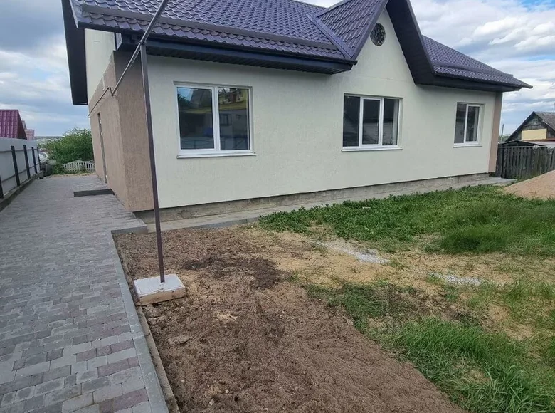 Maison 94 m² Borissov, Biélorussie