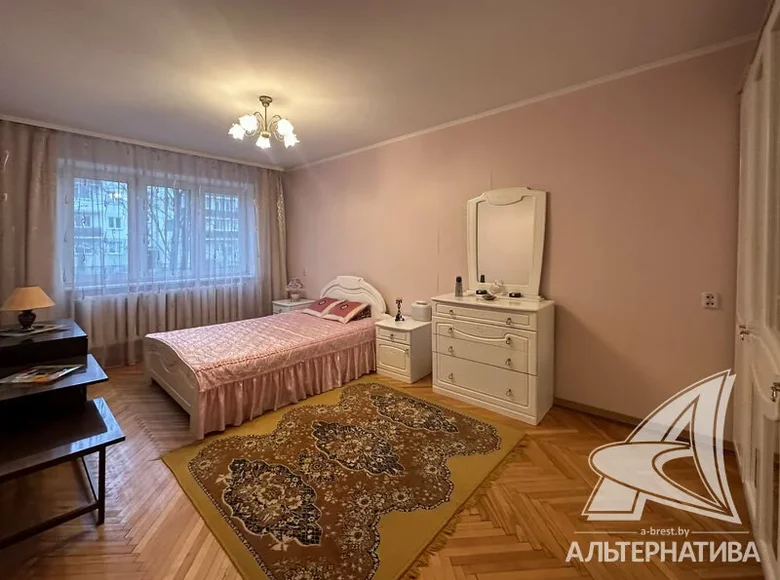 2 room apartment 50 m² Brest, Belarus